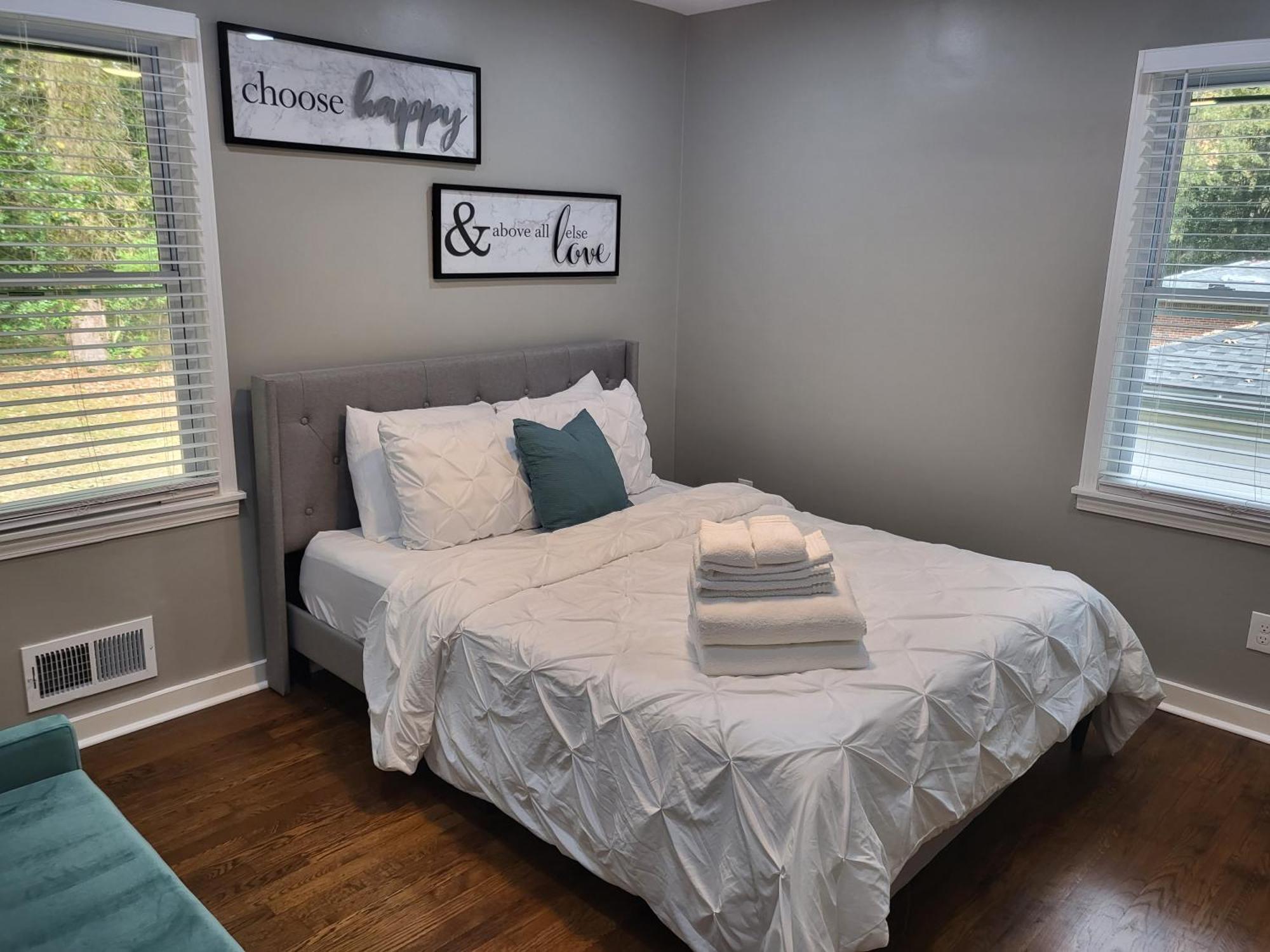 Rare Find! Private Heated Pool & Spa - Entire Home Near Atl City Center Atlanta Luaran gambar